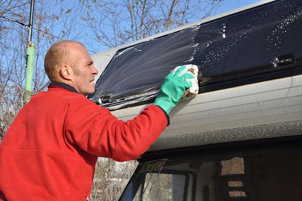 comment_laver_nettoyer_camping-car